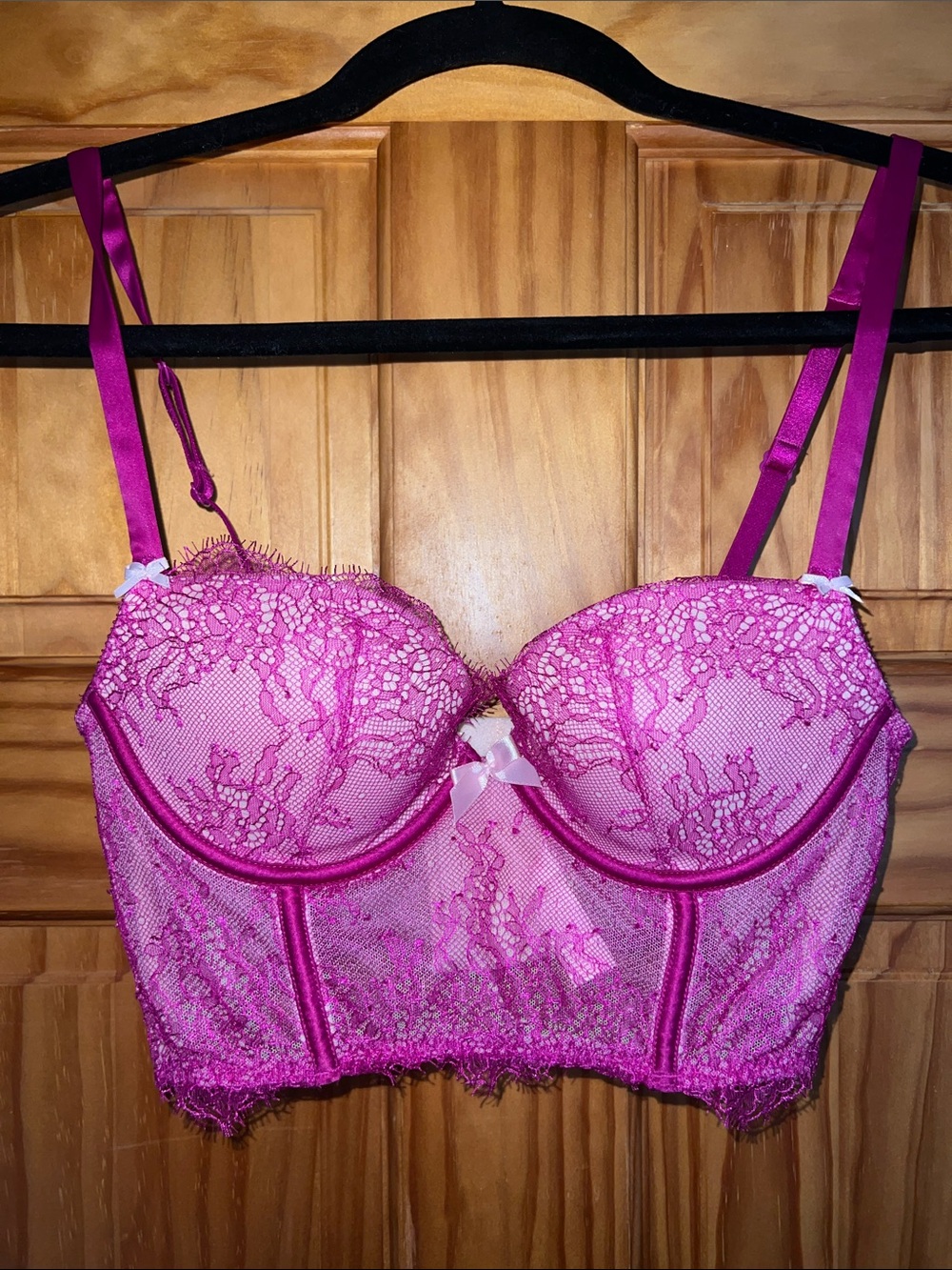 Victoria's Secret Fuchsia Pink Lace Longline Bra [34B]